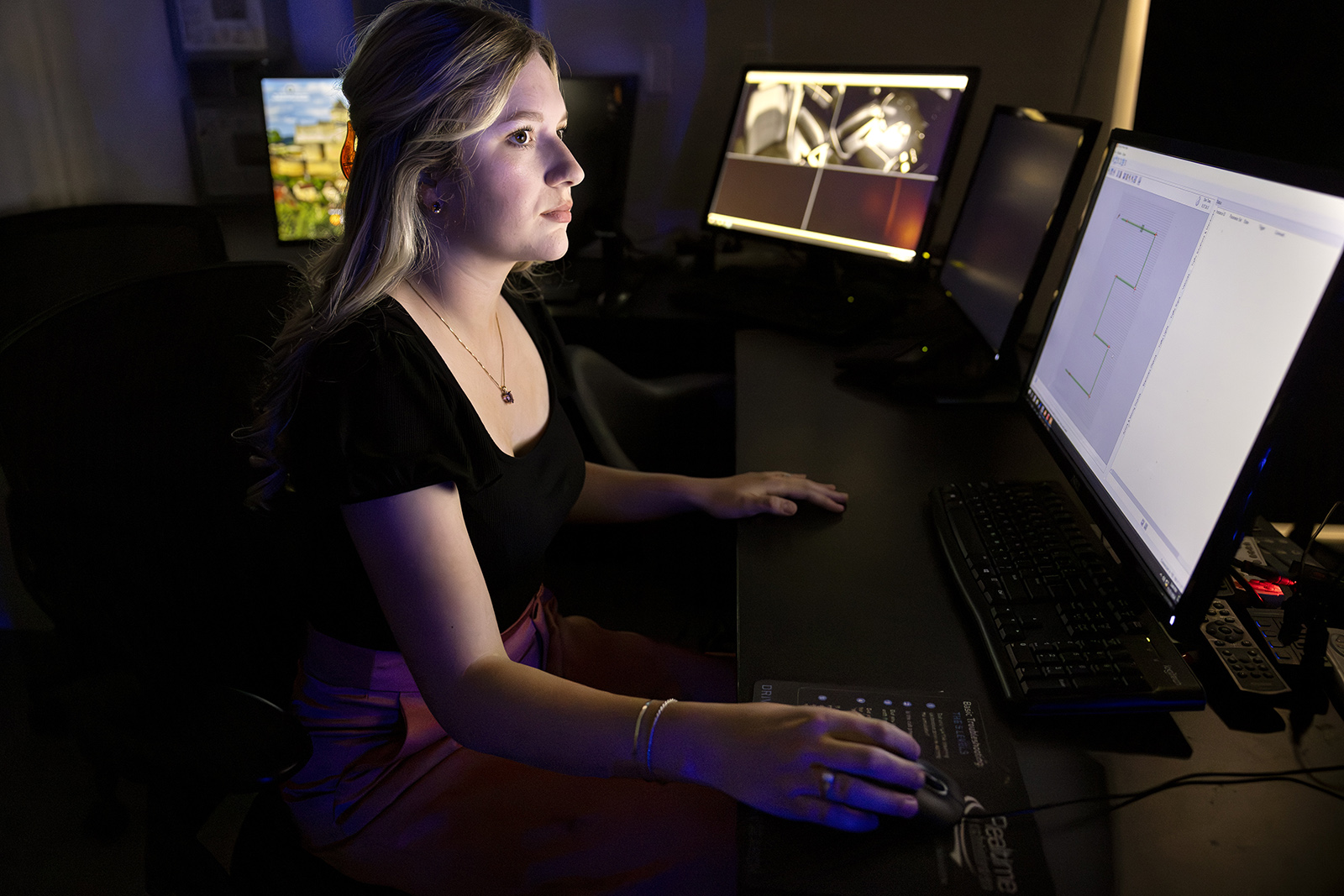 Hannah Hauck working at computer