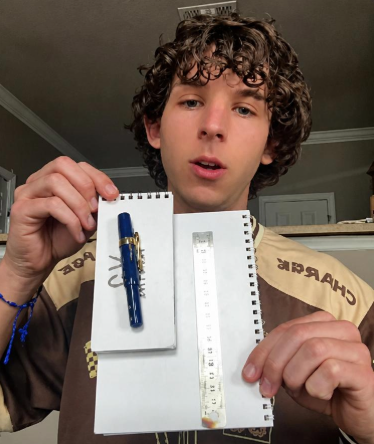 Max Salvant demos a SketchStak notebook