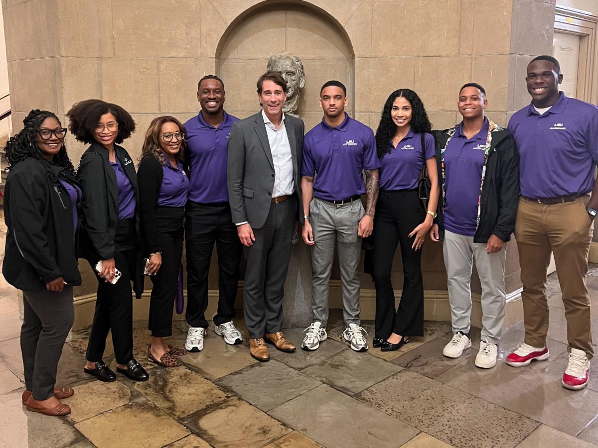 mba students posing with congressman garret graves