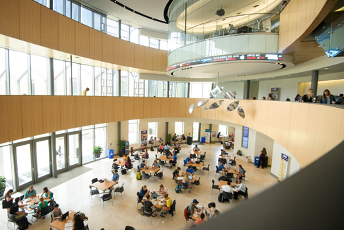 Students in the BEC Rotunda