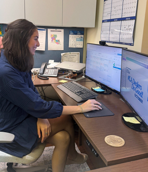 Cecilia Shahrdar at work