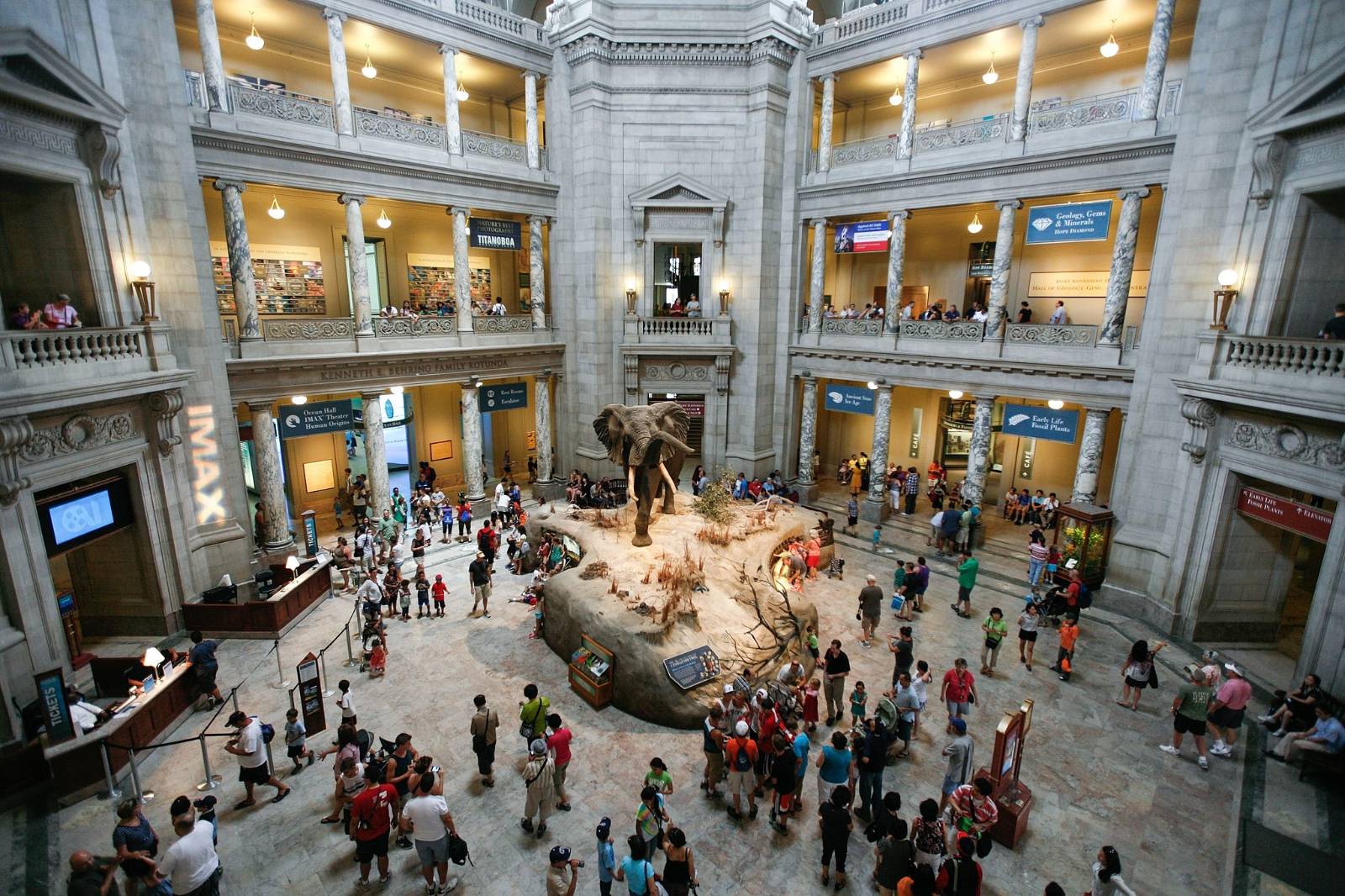 Smithsonian Institution National Museum Of Natural History 7508870948 