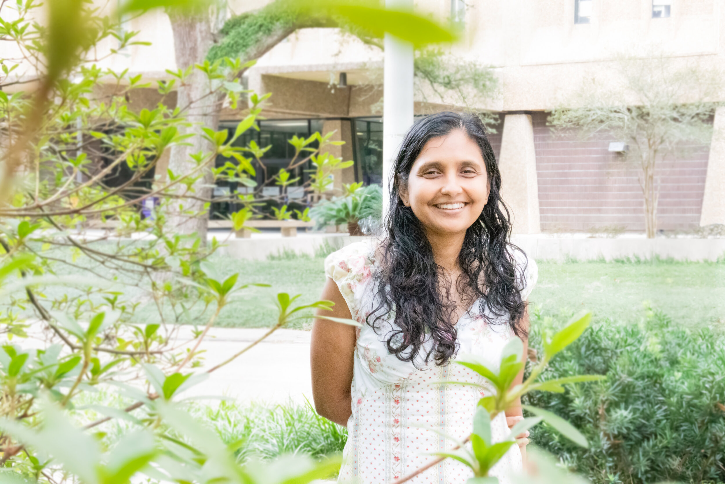 Professor Maheshi Dassanayake from LSU